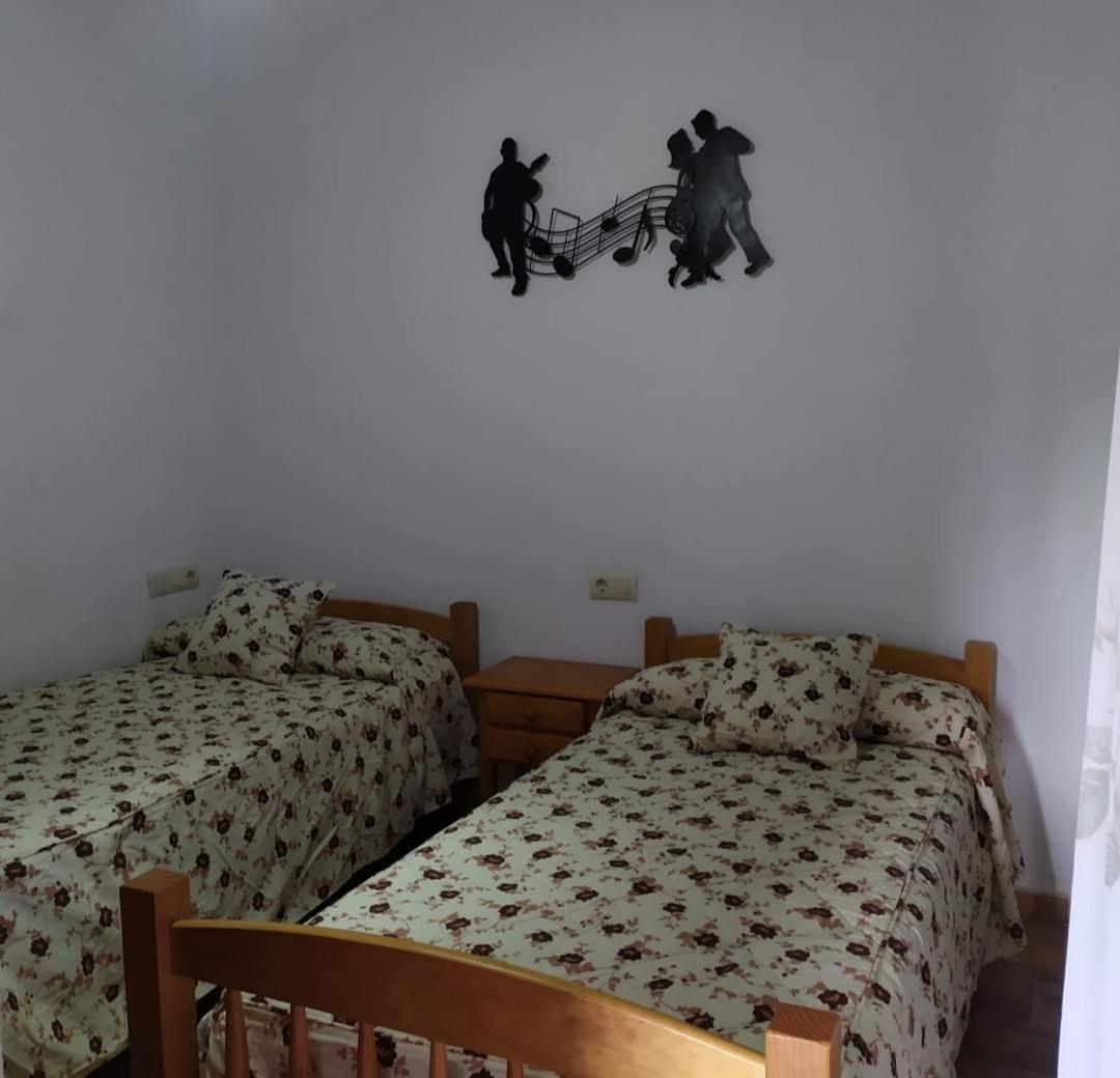 Viviendasfuentezuelas Ferienhaus Laroles